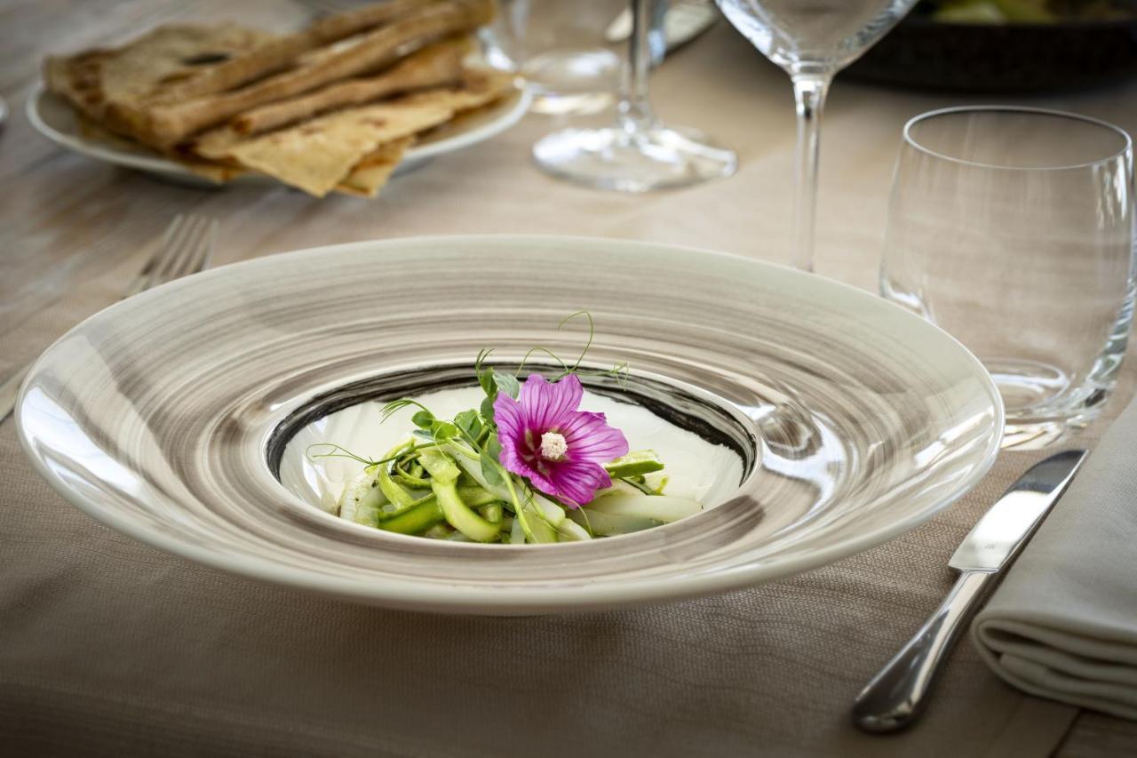 קניגיונה Hotel Li Finistreddi מראה חיצוני תמונה