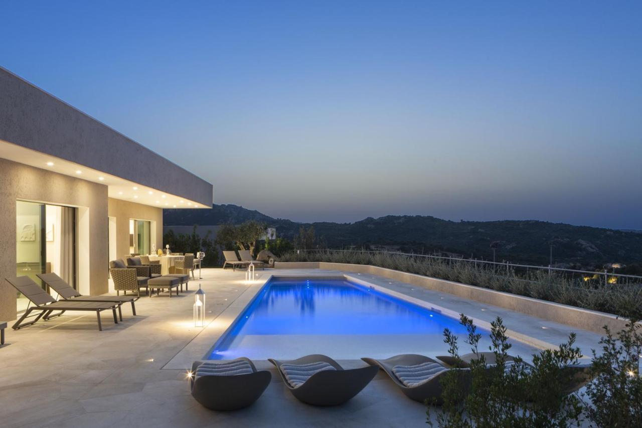 קניגיונה Hotel Li Finistreddi מראה חיצוני תמונה