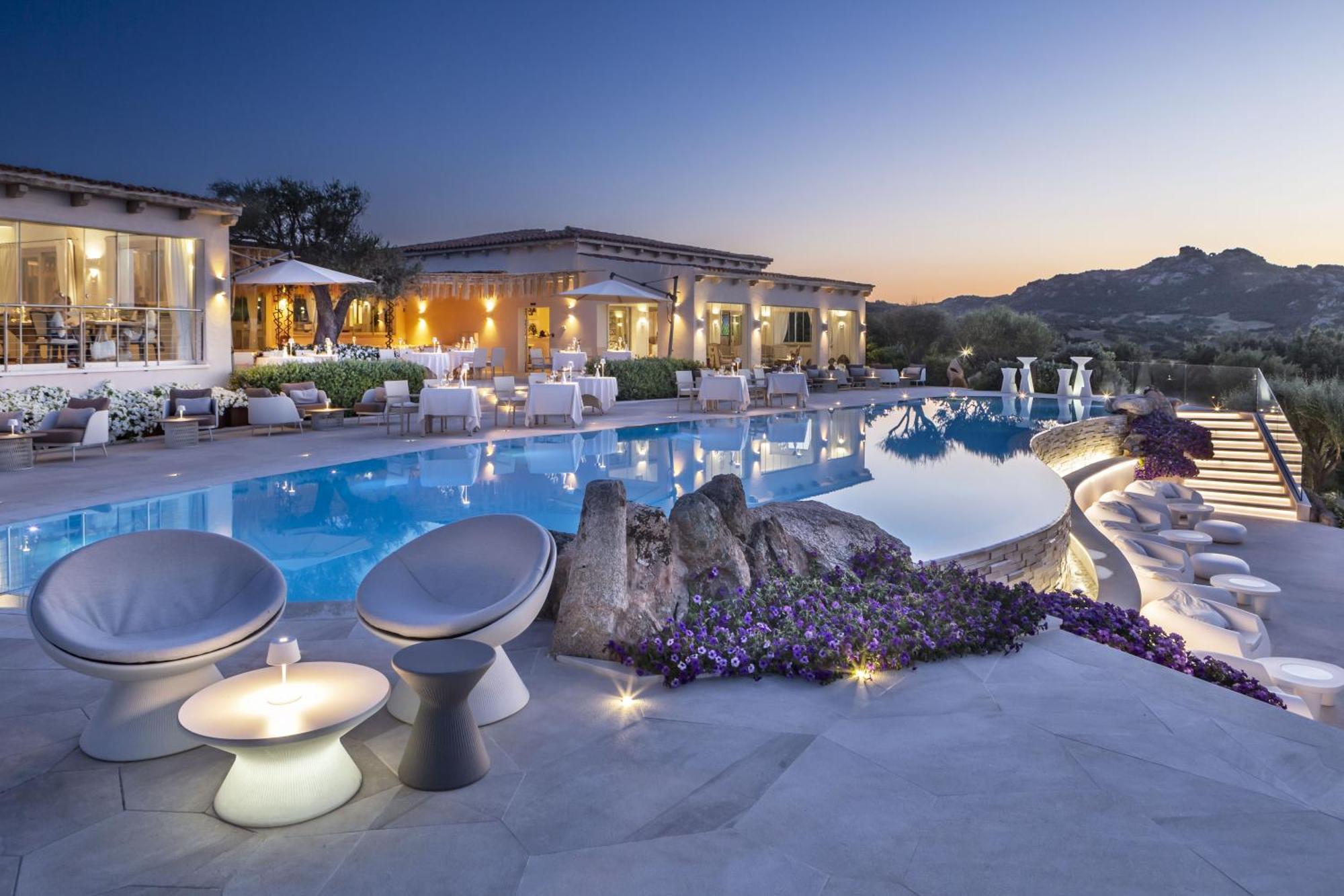 קניגיונה Hotel Li Finistreddi מראה חיצוני תמונה